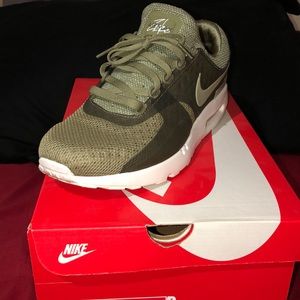 Nike Air Max Zero